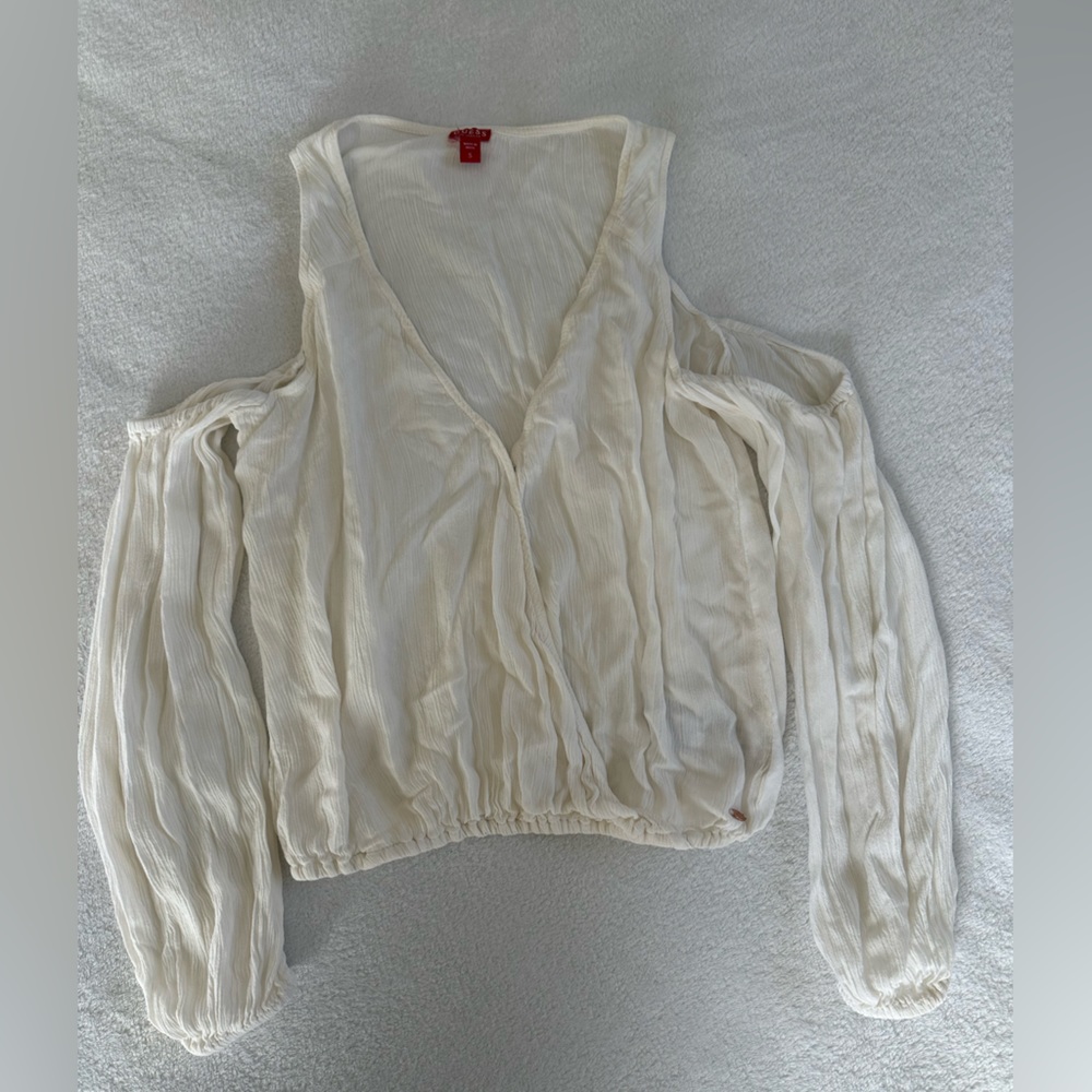 Guess cold shoulder top